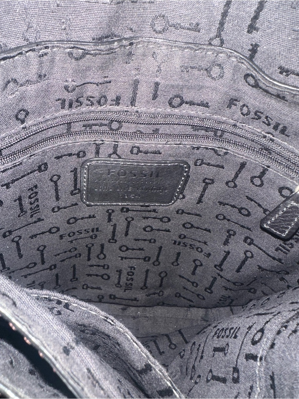 Black Fossil Long Live Vintage Conditioned Leather Bag 2014 Re Release - Picture 7 of 8